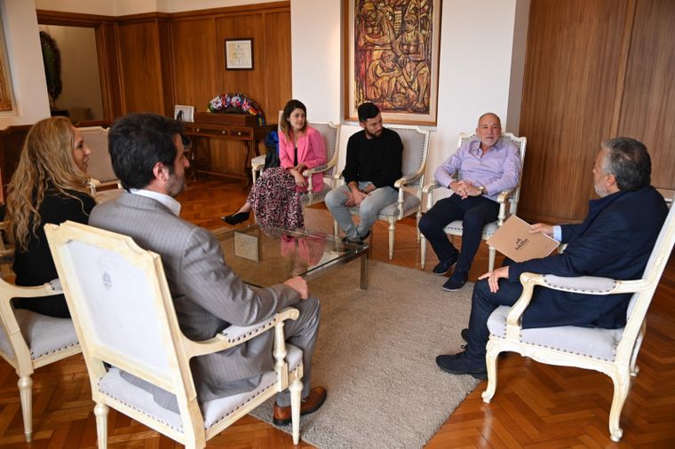 La compañía de Tucumán llega a la provincia con una fuerte inversión. Foto: X @alfredocornejo