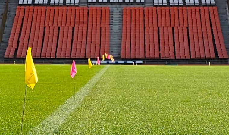 El campo de juego del Malvinas Argentinas en junio. Imagen de archivo