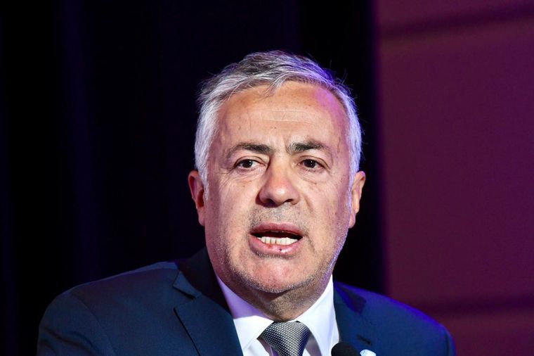 El gobernador dio su discurso este viernes por la mañana en el hotel Diplomatic Foto: Alf Ponce Mercado/MDZ