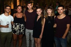 Muestra Cecilia Carreras en Los Toneles Facundo, Sofia, Fran, Paula, Marina y Micael disfrutando de la muestra. Foto: ALF PONCE / MDZ