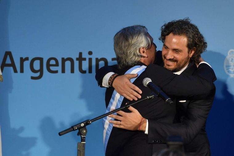 Alberto le tomó juramento a su Gabinete. Foto: Télam