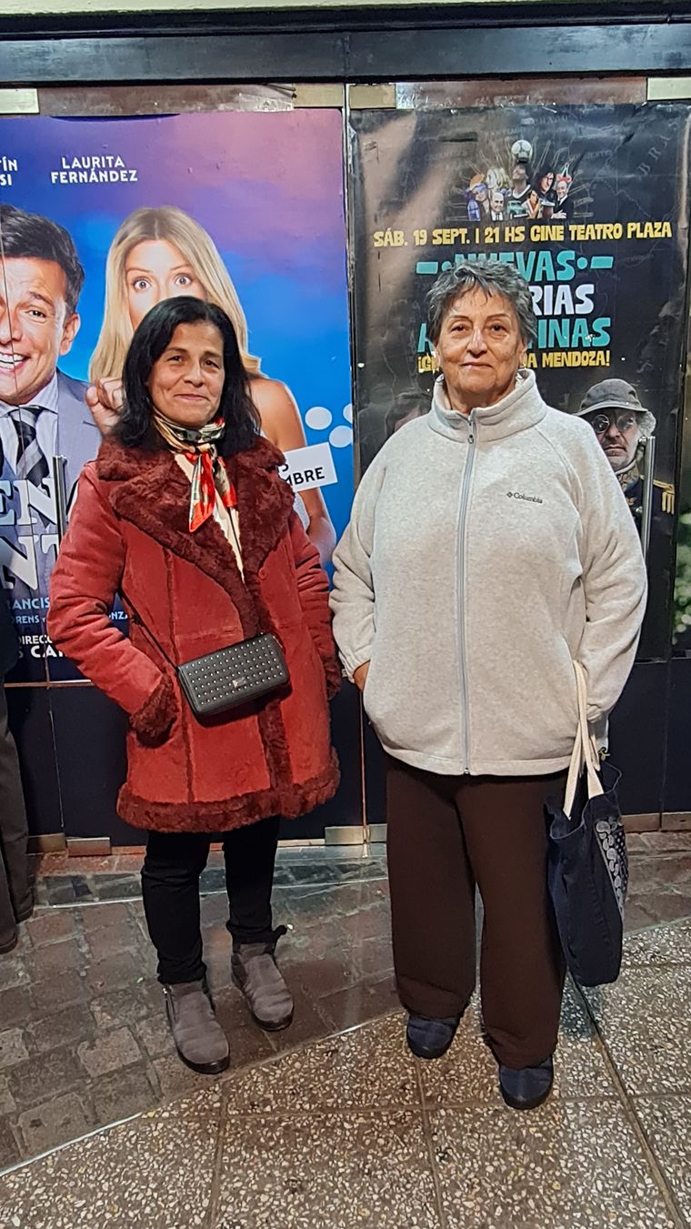 Claudia y Cristina, madre e hija.