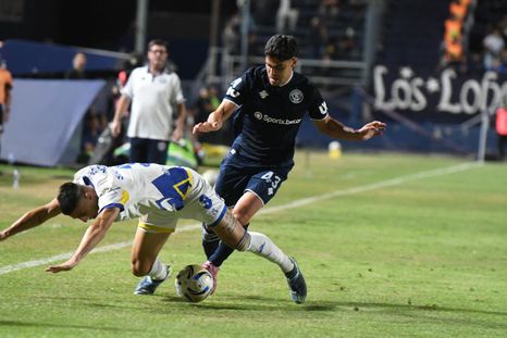 en vivo: con goles de gomez y arce, la lepra le gana 2-0 a rosario central en el gargantini y es unico lider en vivo: con goles de gomez y arce, la lepra le gana 2-0 a rosario central en el gargantini y es unico lider