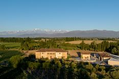 La propiedad familiar y la bodega están conectadas bajo tierra.&nbsp;