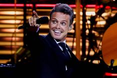 Se revelaron detalles de los dobles contratados de Luis Miguel.