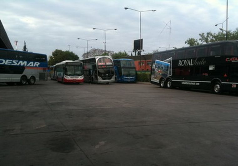 La terminal estuvo desolada hasta que se resolvió el conflicto. Foto: Den Kemelmajer