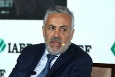 El gobernador Alfredo Cornejo se puso del lado Milei en el cortocircuito con Cristina Fernández de Kirchner. Foto: Rodrigo DAngelo / MDZ El gobernador Alfredo Cornejo se puso del lado Milei en el cortocircuito con Cristina Fernández de Kirchner. Foto: Rodrigo DAngelo / MDZ