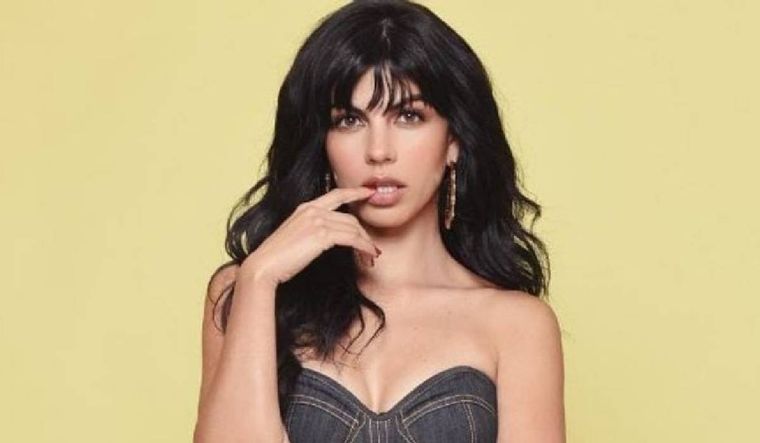 Los trajes de baño de África Zavala que son furor en la red África Zavala Foto: Instagram