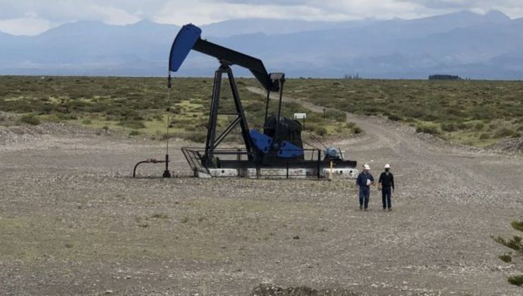 El Gobierno prorrogó la concesión de un área petrolera por 10 años.