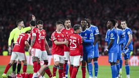 Benfica-Real Madrid estuvo demorado luego de que Vinícius Jr. acusara a Prestianni de racismo. Benfica-Real Madrid estuvo demorado luego de que Vinícius Jr. acusara a Prestianni de racismo.