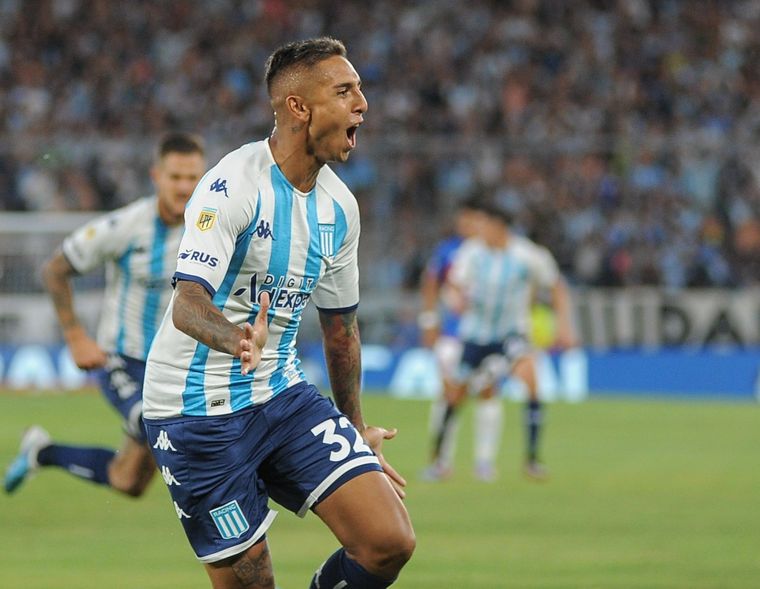 Agustín Almendra se refirió al aprendizaje que adquirió tras su salida de  Boca y posterior llegada a Racing. Foto: Racing Club