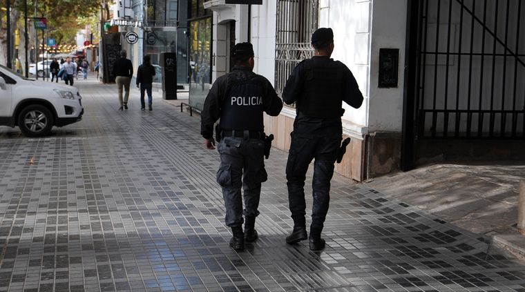 Un efectivo resultó herido. Foto ilustrativa Foto: ALF PONCE MERCADO / MDZ