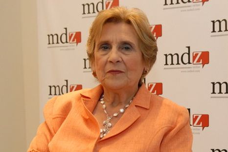 María Victoria Gómez de Erice fue la primera mujer que ocupó el cargo de rectora en la UNCuyo. Fundó la Facultad de Educación. María Victoria Gómez de Erice fue la primera mujer que ocupó el cargo de rectora en la UNCuyo. Fundó la Facultad de Educación.