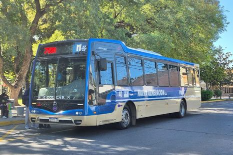 Por los cortes en el Acceso Este varias líneas de colectivos modificarán su recorrido. Por los cortes en el Acceso Este varias líneas de colectivos modificarán su recorrido.