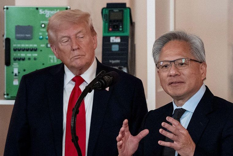 Donald Trump ya ha negociado jugosos acuerdos entre el gobierno y grandes empresas como Nvidia, de la que saca una tajada de sus ventas de microchips.