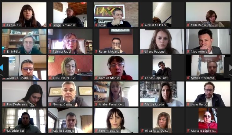 Un fragmento de la conferencia con economistas del PJ. Foto: Prensa PJ