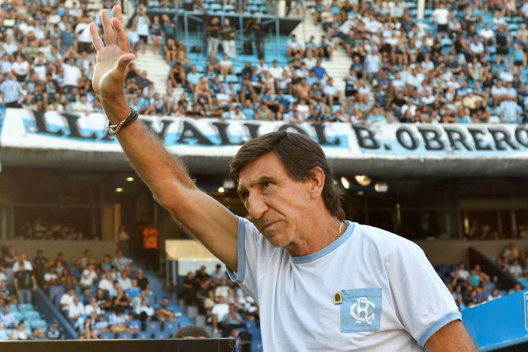 Gustavo Costas habló tras el primer triunfo de Racing en el campeonato.