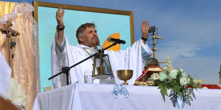 Miguel López D’Ambola es parte de la Iglesia de Mendoza, miembro de organización mundial de exorcistas. En mayo se reúnen en el Vaticano.