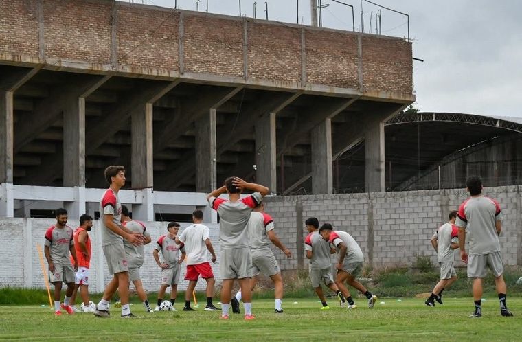 Dirigido por Christian Corrales, el Atlético San Martín se prepara para un nuevo torneo Federal A.