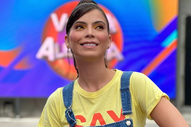 Esmeralda Ugalde se llevó todas las miradas con este trikini. Foto: INSTAGRAM @esmeoficial