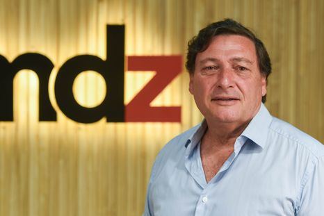 Omar Parisi, asegura que no tiene relación con ningún intendente justicialista. Omar Parisi, asegura que no tiene relación con ningún intendente justicialista.