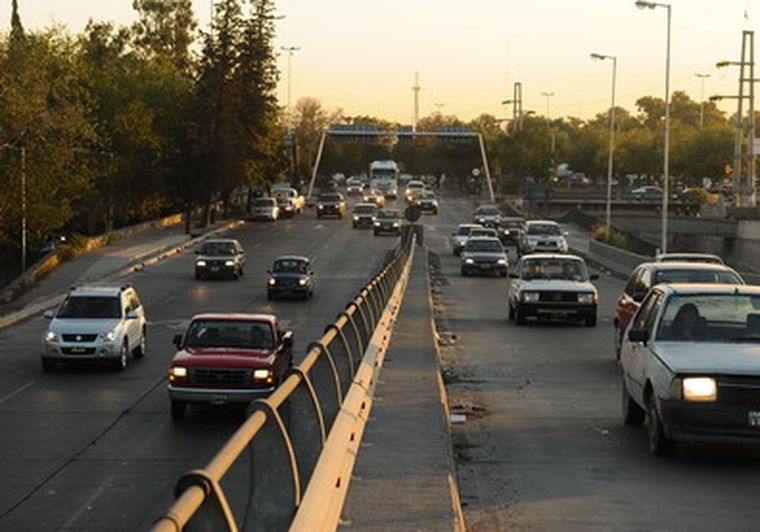 Ninguno de los ocupantes salió herido. Foto: Alf Ponce / MDZ