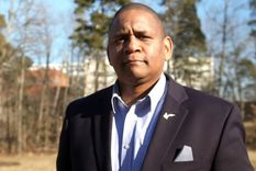 Se podrían diluir los anticuerpos de John Hollis al uno por mil y seguirían matando el 99% de los virus, aseguran los expertos.