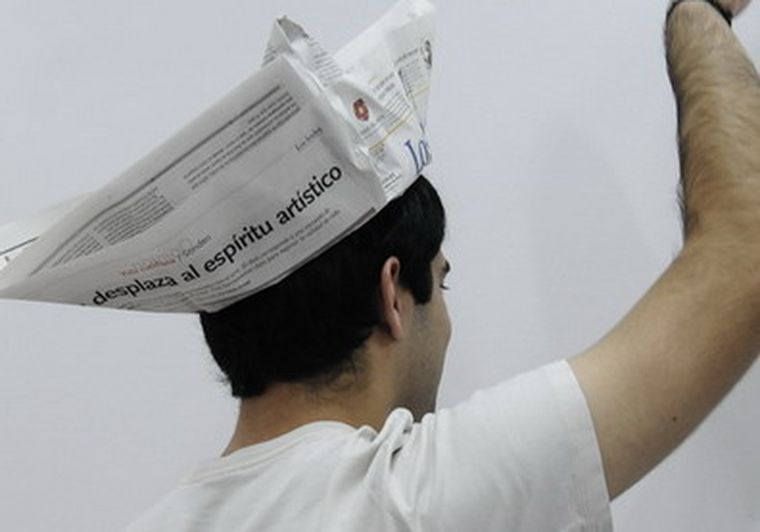 Caen los diarios de papel. Foto: MDZ