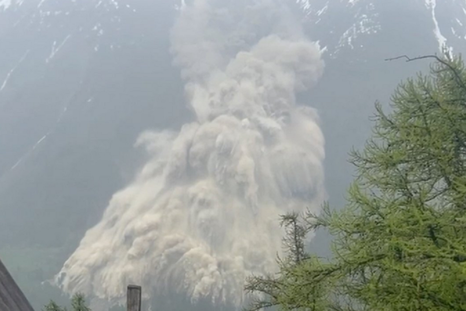 Imagen del momento de la avalancha. Foto: Reuters