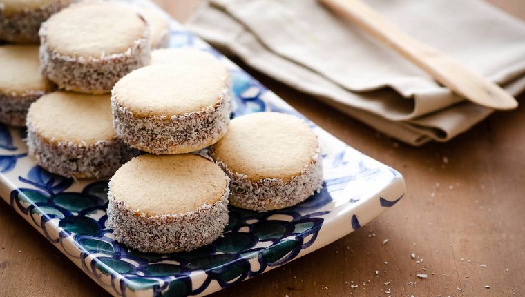 Cómo preparar unos ricos alfajores de maicena (Shutterstock).