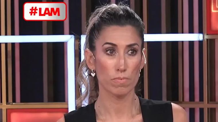 La panelista no pudo evitar sentirse incómoda tras la innecesaria consulta de su colega.