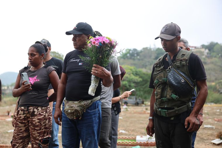 Ceremonia para despedir a Rosa Elena González, anciana que falleció durante los ataques de EE.UU a Venezuela. Ceremonia para despedir a Rosa Elena González, anciana que falleció durante los ataques de EE.UU a Venezuela.