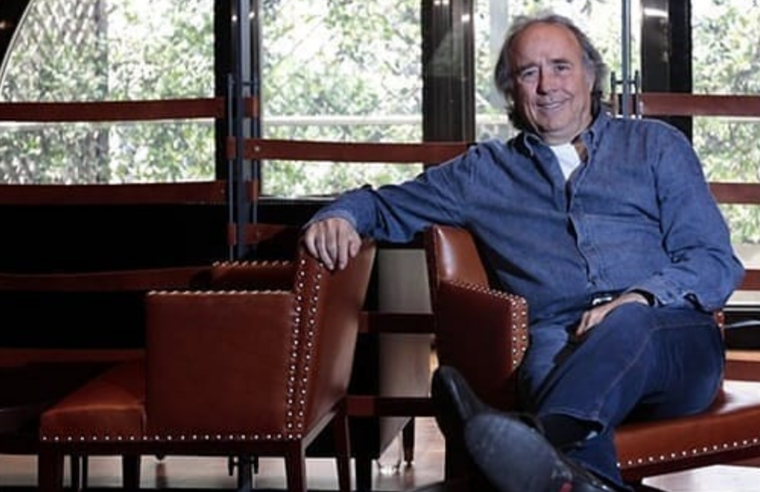 Joan Manuel Serrat llegó a vencer un cáncer de vejiga en 2004.