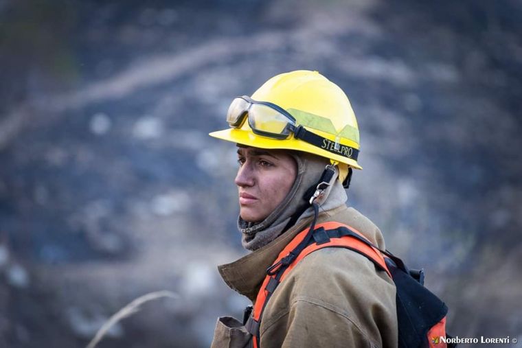 Tamara Toselli, del Cuartel de Bomberos Voluntarios de la provincia de Córdoba. Foto: Gentileza Tamara Toselli