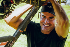 Zac Efron es duramente criticado por su nuevo e impactante cambio físico.