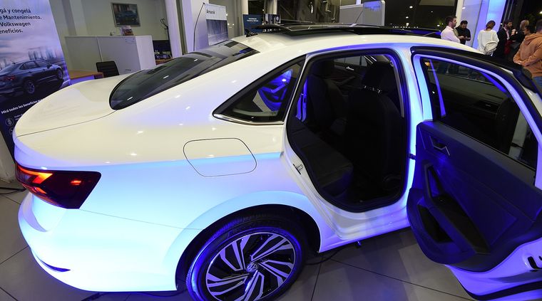 El Gobierno nacional viene impulsando medidas para aumentar la competencia en el mercado automotor para que bajen los precios Foto: ALF PONCE MERCADO / MDZ