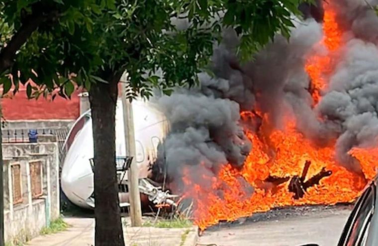 El accidente ocurrió el miércoles pasado y fallecieron el piloto y copiloto. Foto: Archivo MDZ
