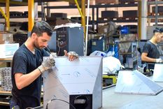 Las pymes y los científicos son las entidades con mejor imagen positiva en Argentina, según una reciente encuesta de la Universidad de San Andrés. Foto: NA