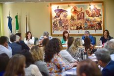 Cristina Kirchner pone en marcha al PJ y reunió a los principales dirigentes. Foto: Prensa Cristina Fernández de Kirchner Cristina Kirchner pone en marcha al PJ y reunió a los principales dirigentes. Foto: Prensa Cristina Fernández de Kirchner