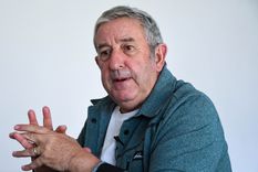 Julio Cobos apoyó a un candidato a gobernador y criticó un proyecto de un legislador de Alfredo Cornejo.&nbsp;