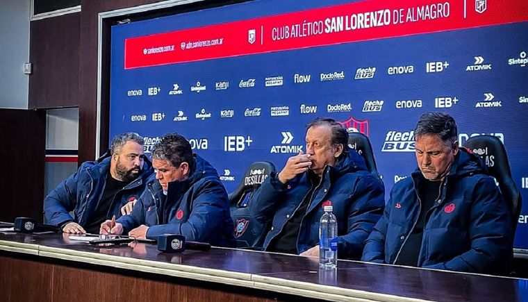 En medio del caos dirigencial, Moretti anunció nuevos cargos en San Lorenzo, aunque advierten que no existe aval formal.