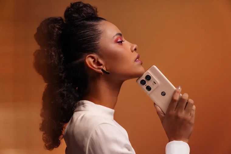 Motorola busca competir gracias a la inteligencia artificial