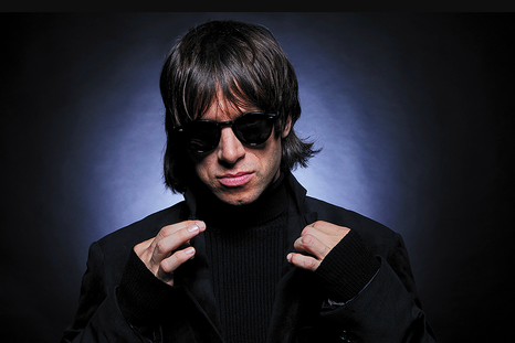 Joaquín Levinton se lanzó como solista. Joaquín Levinton se lanzó como solista.