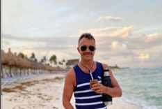 El periodista descansa en Playa del Carmen El periodista descansa en Playa del Carmen