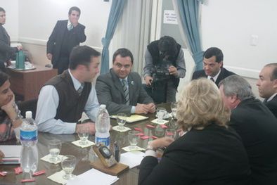 MDZol | El ministro de Seguridad respondiendo a la comisión investigadora. Foto: MDZ