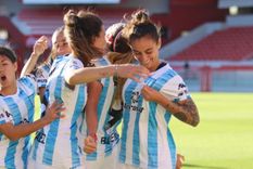 Dos jugadoras de Racing fueron separadas del plantel por festejar el título de Boca el pasado domingo. Dos jugadoras de Racing fueron separadas del plantel por festejar el título de Boca el pasado domingo.