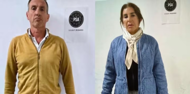 Mauricio C. y Sandra O. fueron descubiertos teniendo relaciones sexuales en un avión.