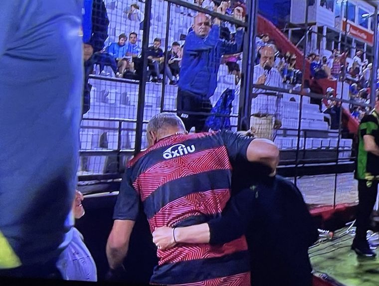 El momento de la agresión. Foto: Captura