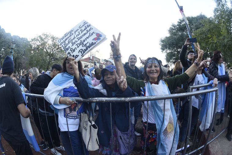 La militancia K en Parque Lezama. Foto: MDZ La militancia K en Parque Lezama. Foto: MDZ