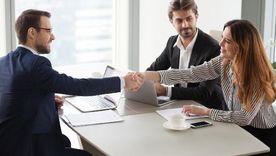 Las reglas del mercado cambiaron y el cliente también. Las reglas del mercado cambiaron y el cliente también.